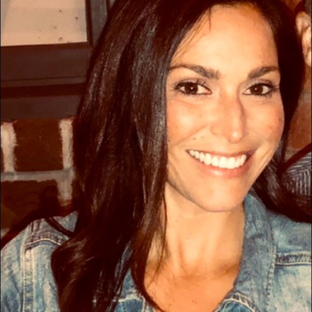 Meet your Posher, Andrea